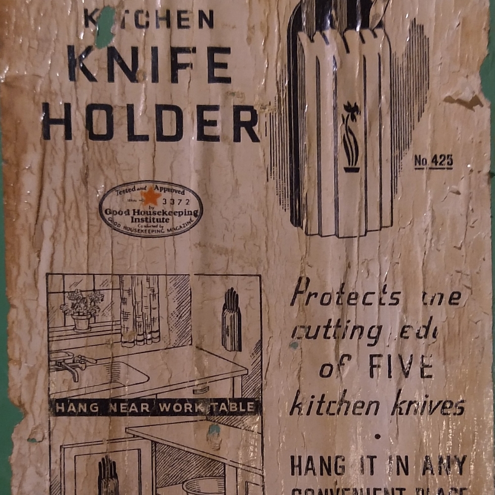 Knife organizer